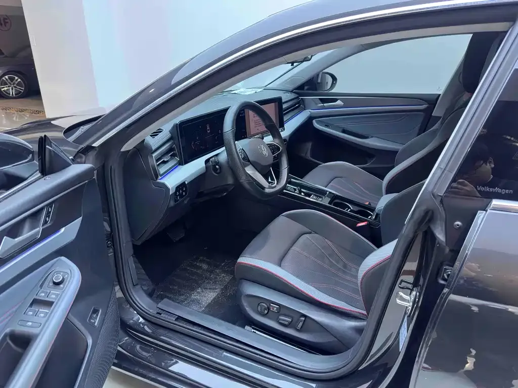 Volkswagen Lamando 2023 из CN, фото 7