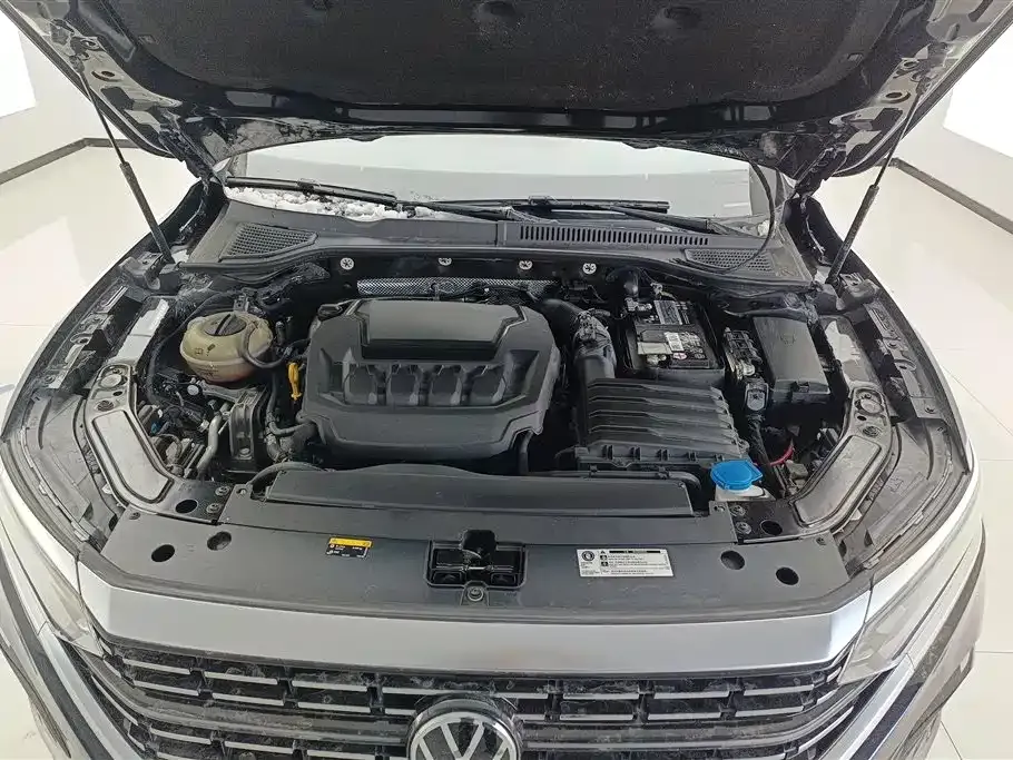 Volkswagen Passat 2023 из CN, фото 10