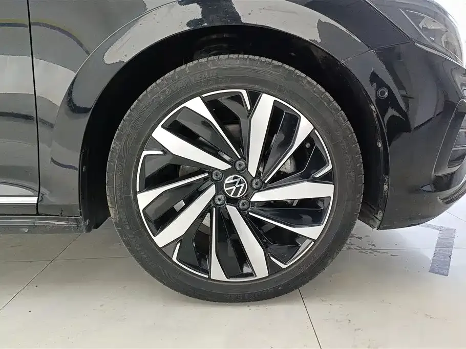 Volkswagen Passat 2023 из CN, фото 6