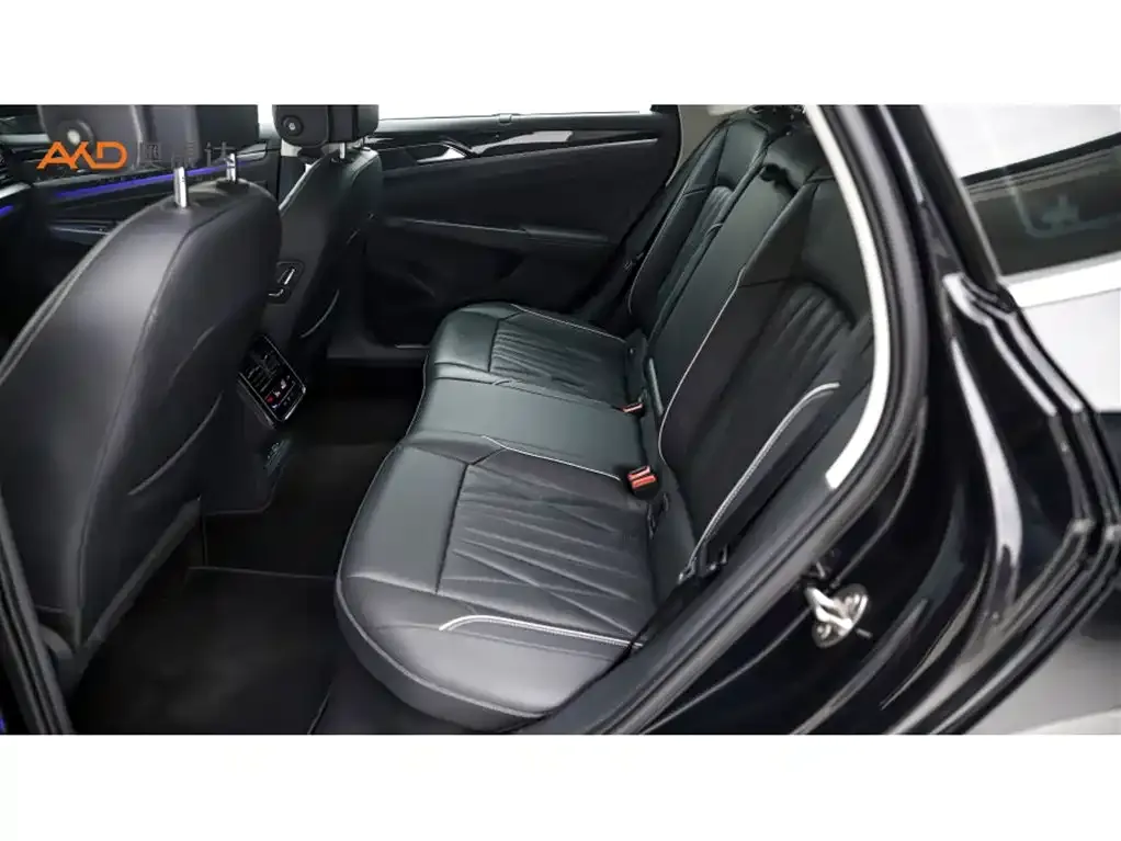 Volkswagen Passat New Energy 2022 из CN, фото 4