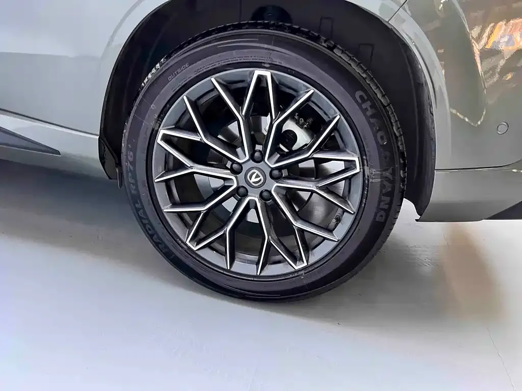 Changan UNI-Z New Energy 2024 из CN, фото 7