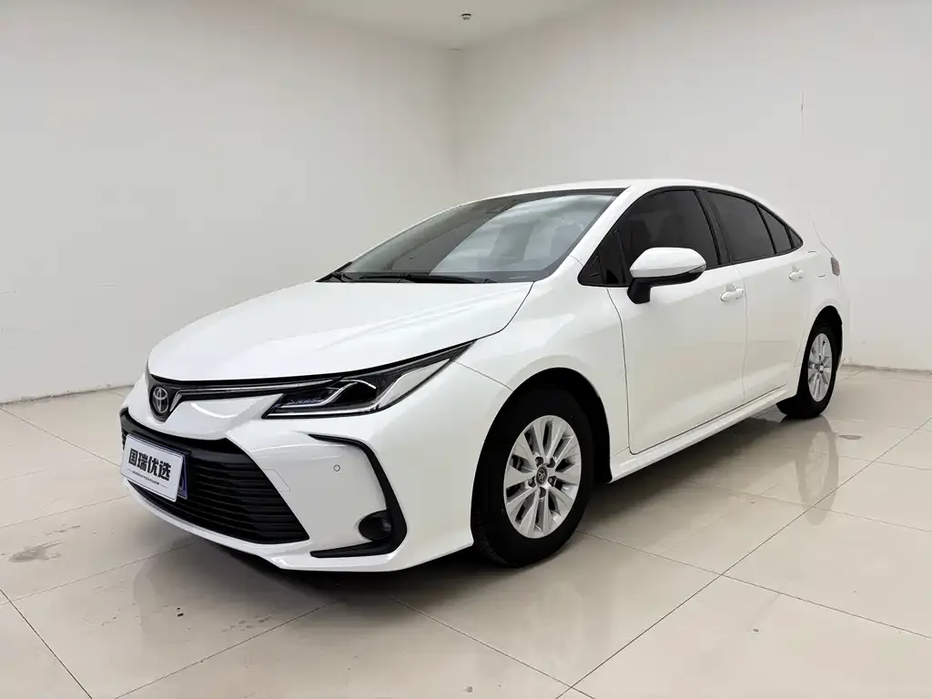 Toyota Corolla 2022 из CN, фото 1