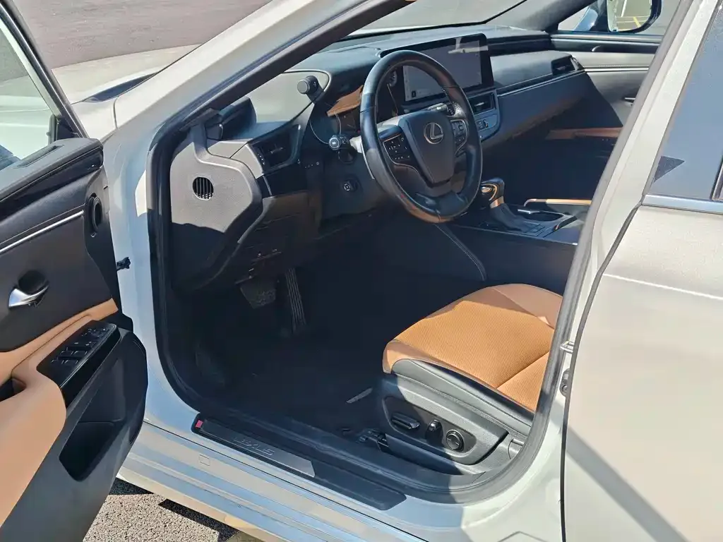Lexus ES 2024 из CN, фото 4