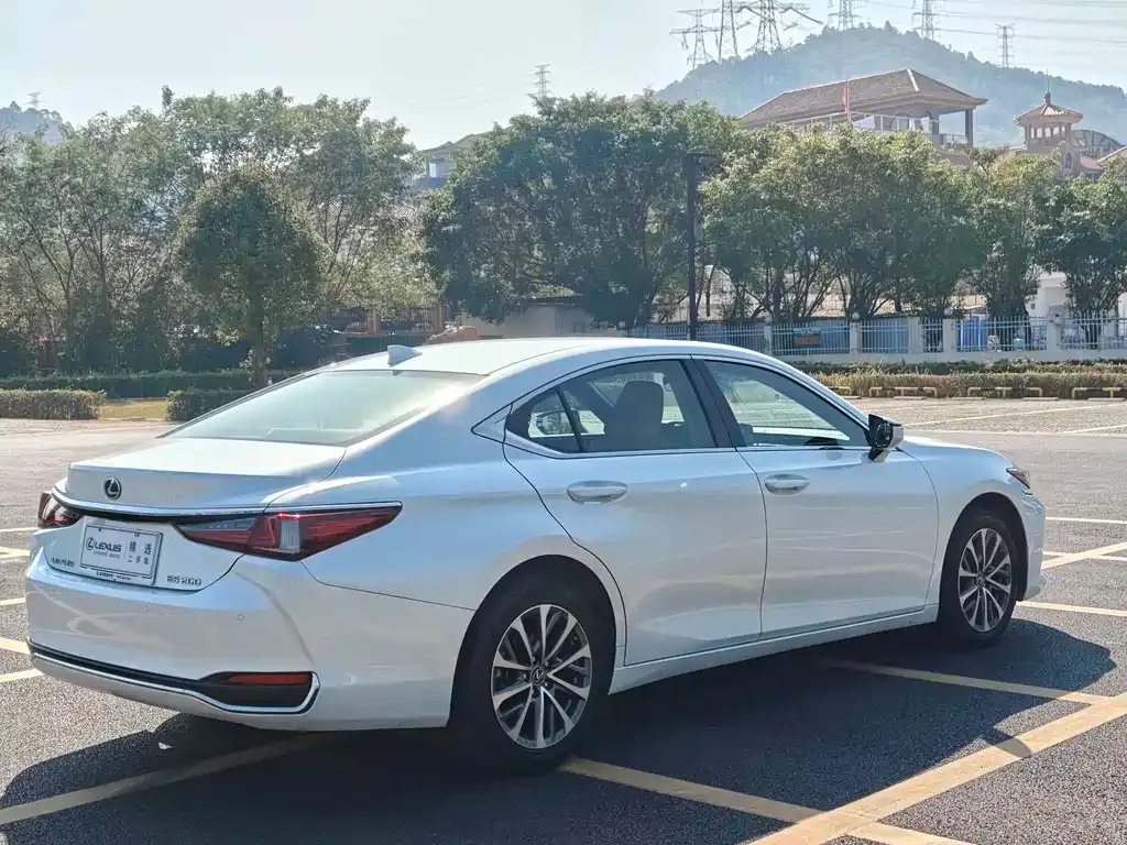 Lexus ES 2024 из CN, фото 9