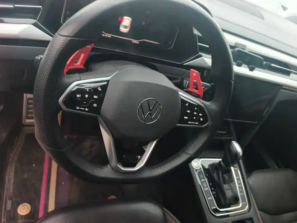 Volkswagen CC 2023 из CN, фото 8