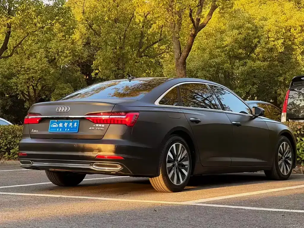Audi A6L 2021 из CN, фото 5