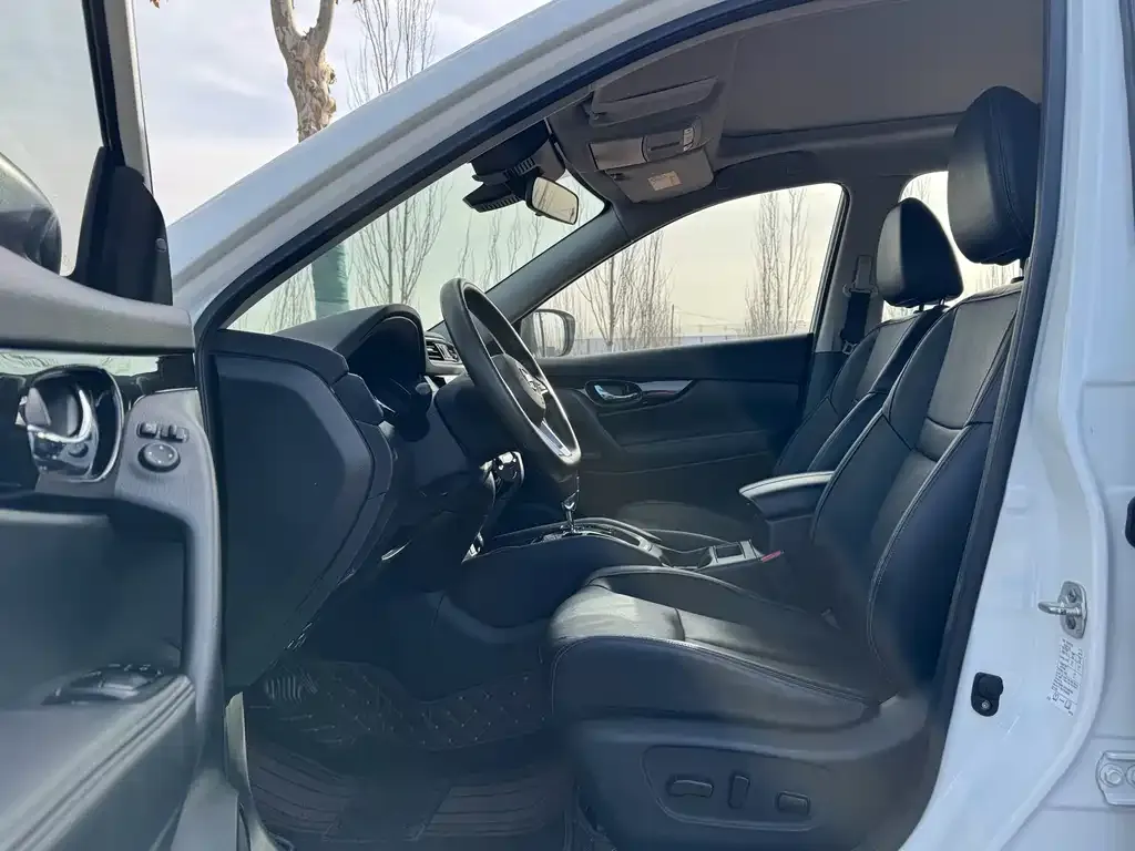 Nissan X-Trail 2023 из CN, фото 6