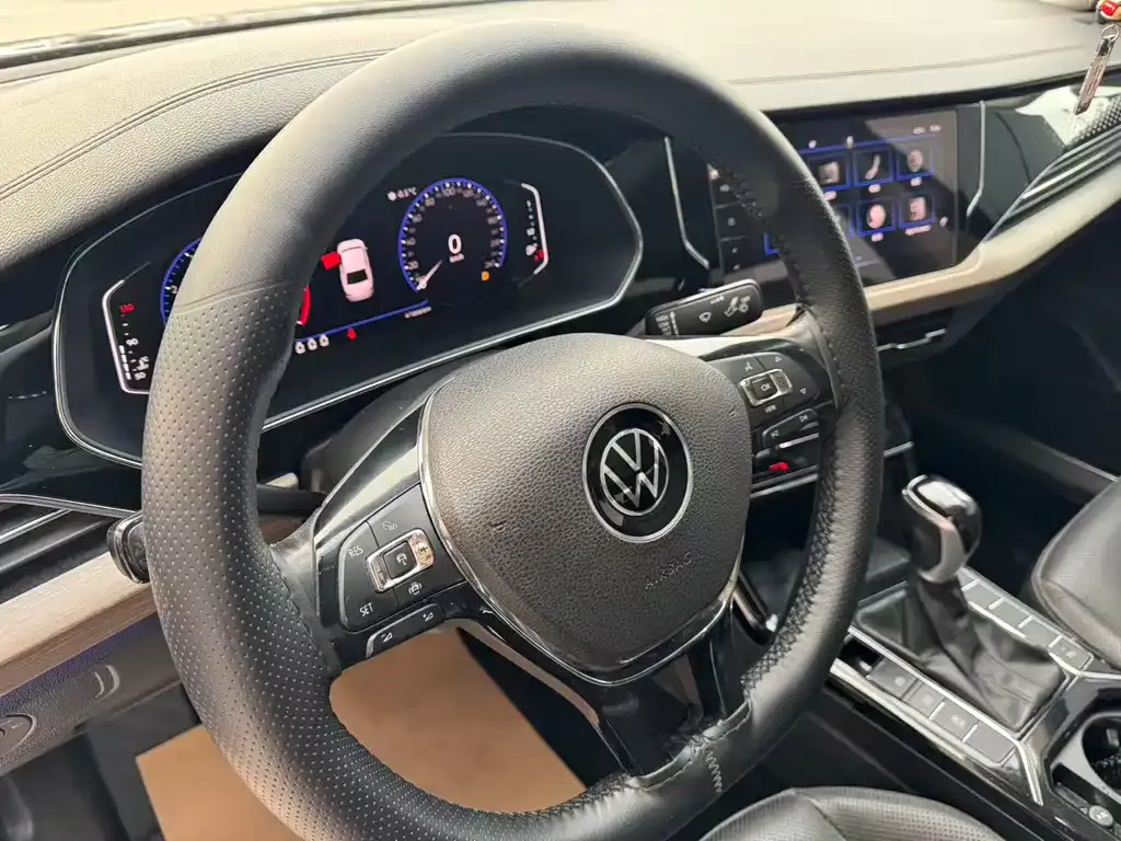 Volkswagen Passat 2021 из CN, фото 6