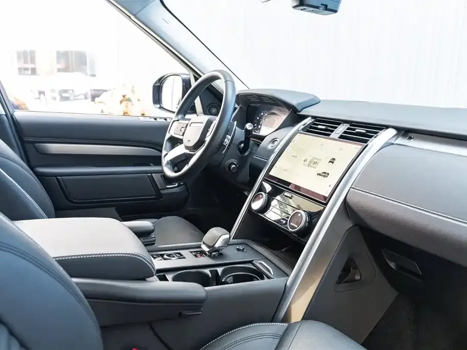 Land Rover Discovery 2023 из CN, фото 8