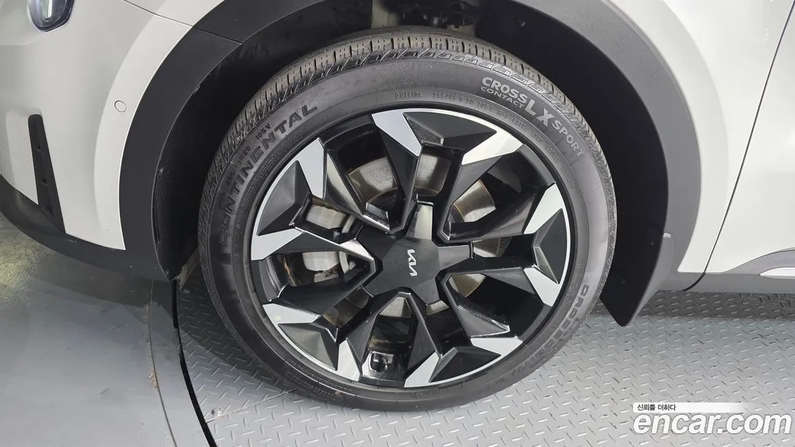Kia Sorento — фото 7