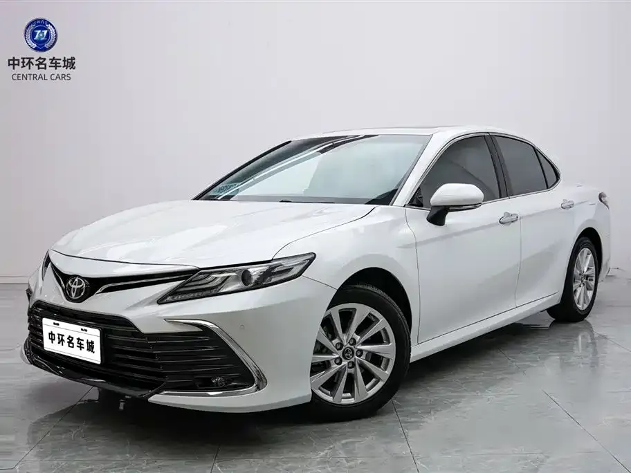 Toyota Camry 2022 из CN, фото 1