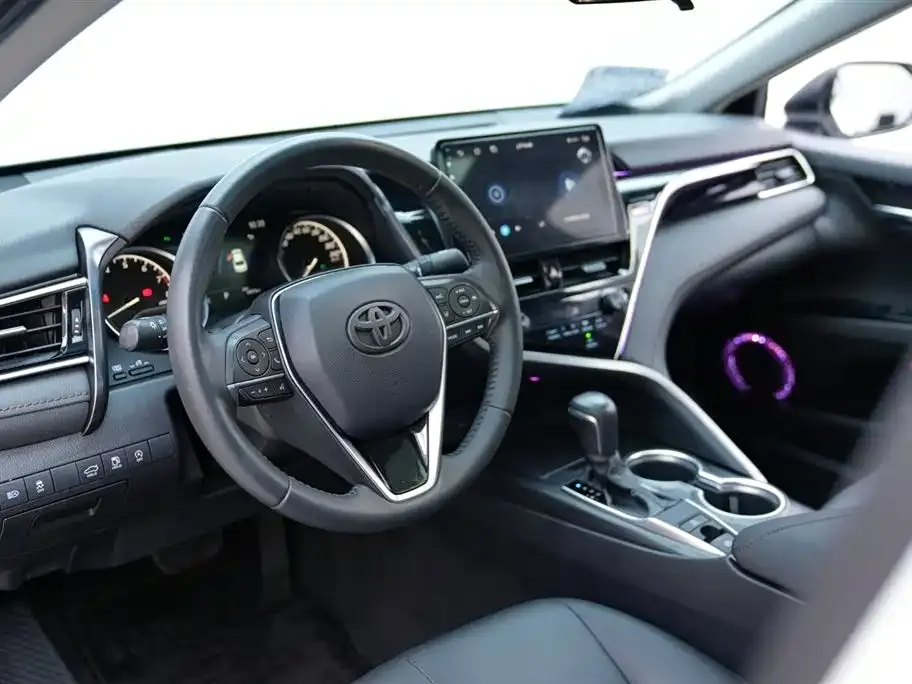 Toyota Camry 2022 из CN, фото 3
