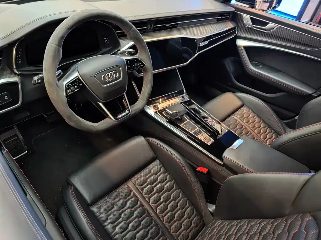 Audi RS 6 2022 из CN, фото 4