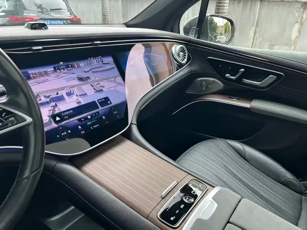 Mercedes-Benz EQS SUV 2023 из CN, фото 9