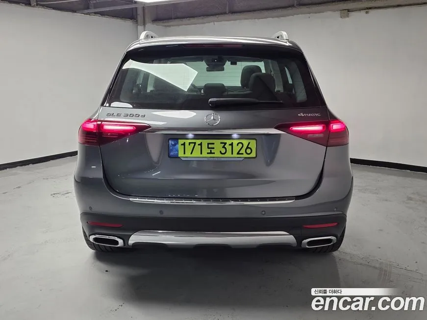 Mercedes-Benz GLE-Class — фото 4