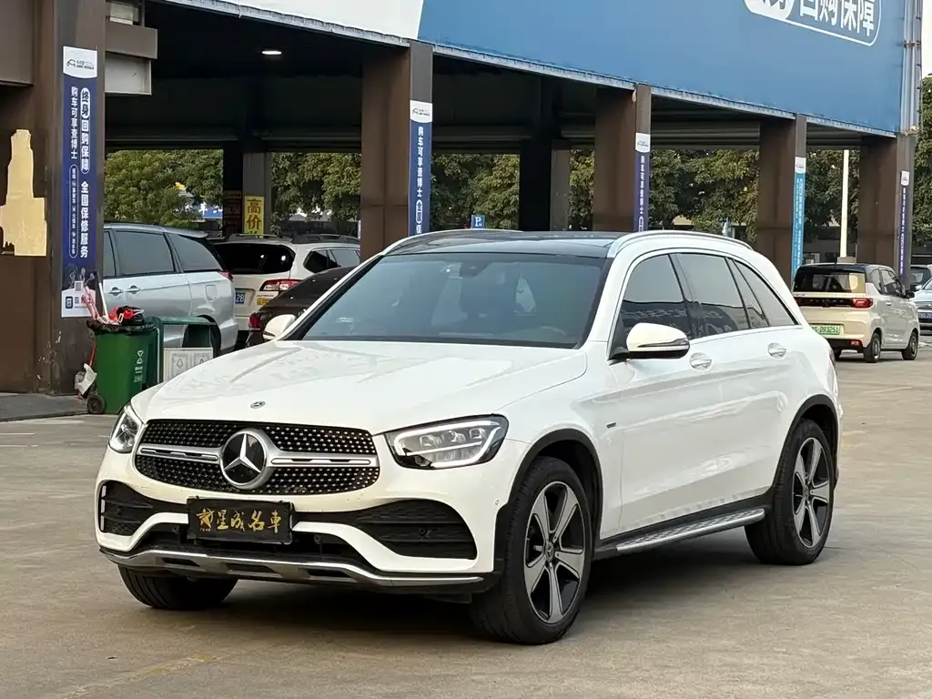 Mercedes-Benz GLC 2023 из CN, фото 1