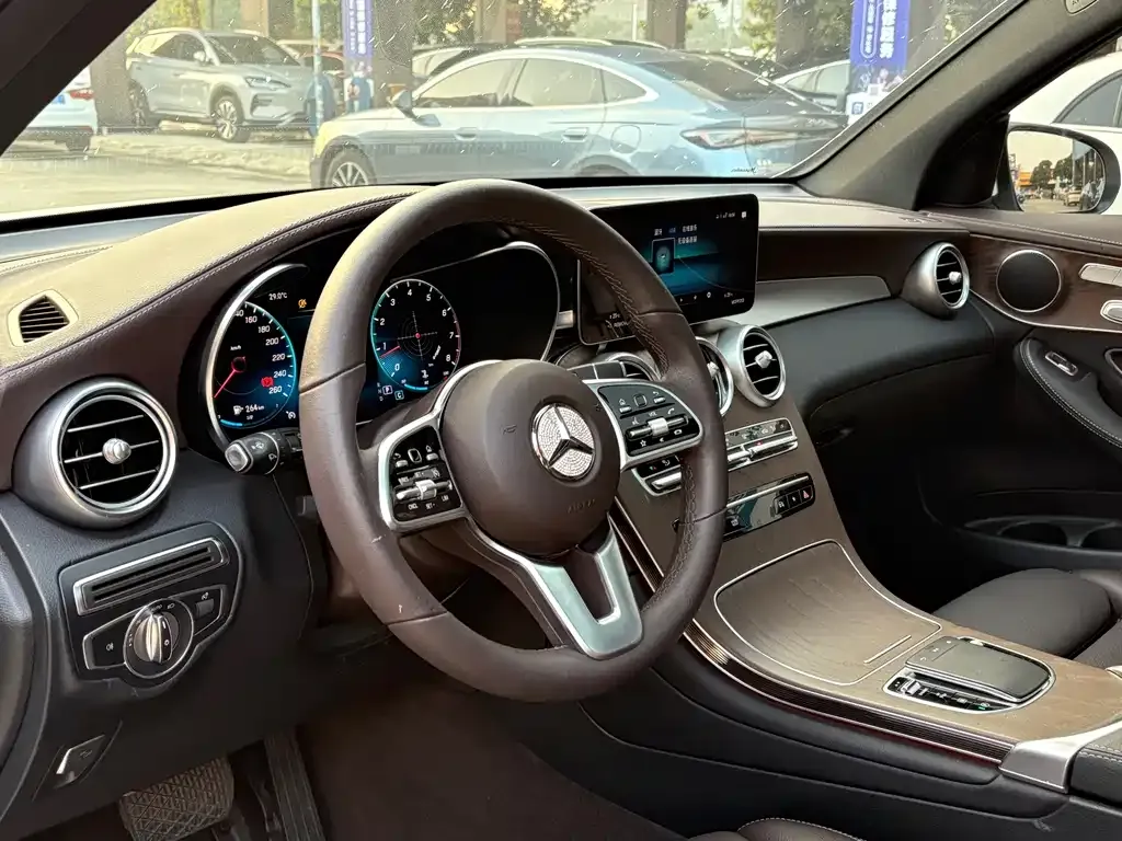 Mercedes-Benz GLC 2023 из CN, фото 5