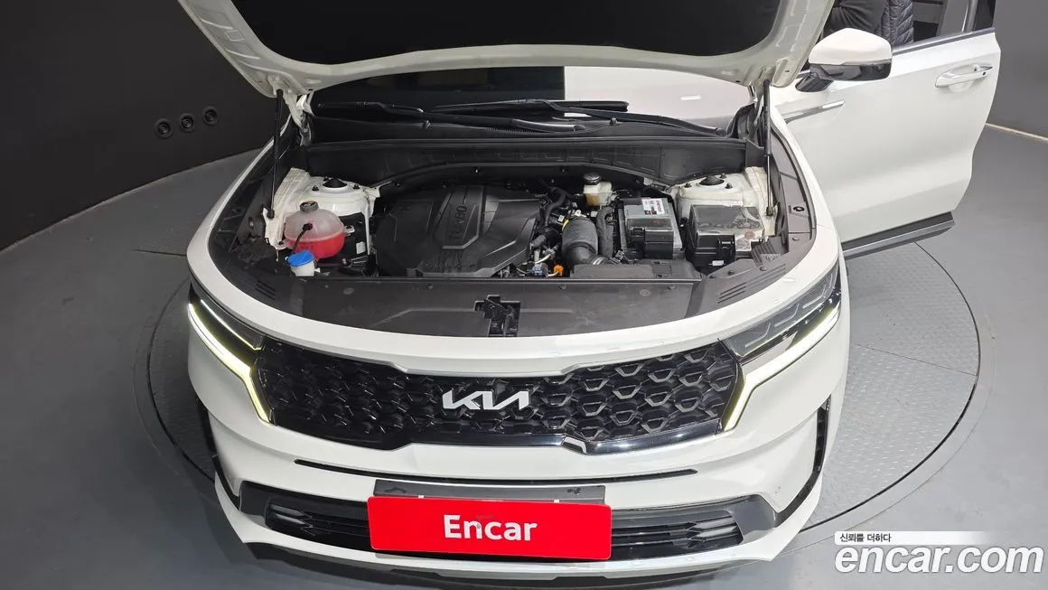 Kia Sorento — фото 8