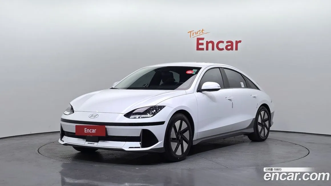 Hyundai Ioniq6 — фото 1