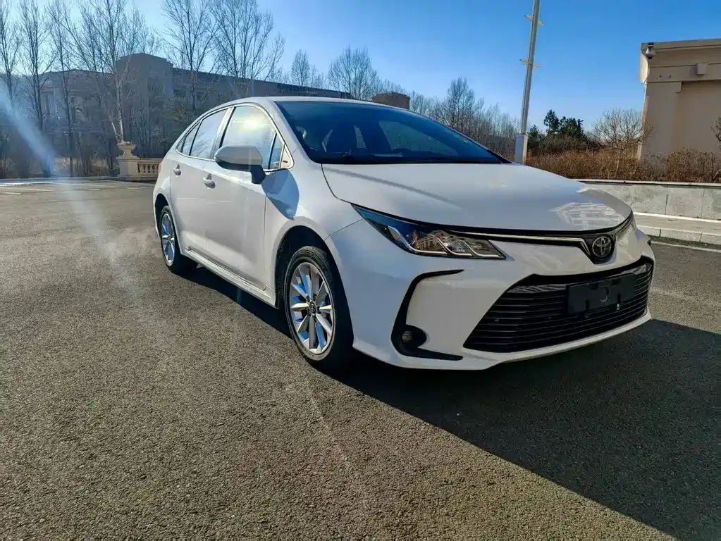 Toyota Corolla 2022 из CN, фото 2