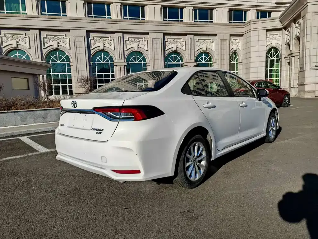Toyota Corolla 2022 из CN, фото 4