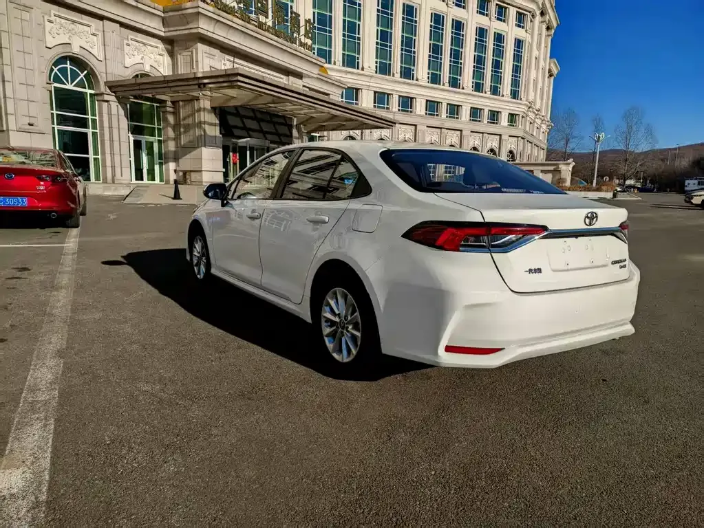 Toyota Corolla 2022 из CN, фото 5