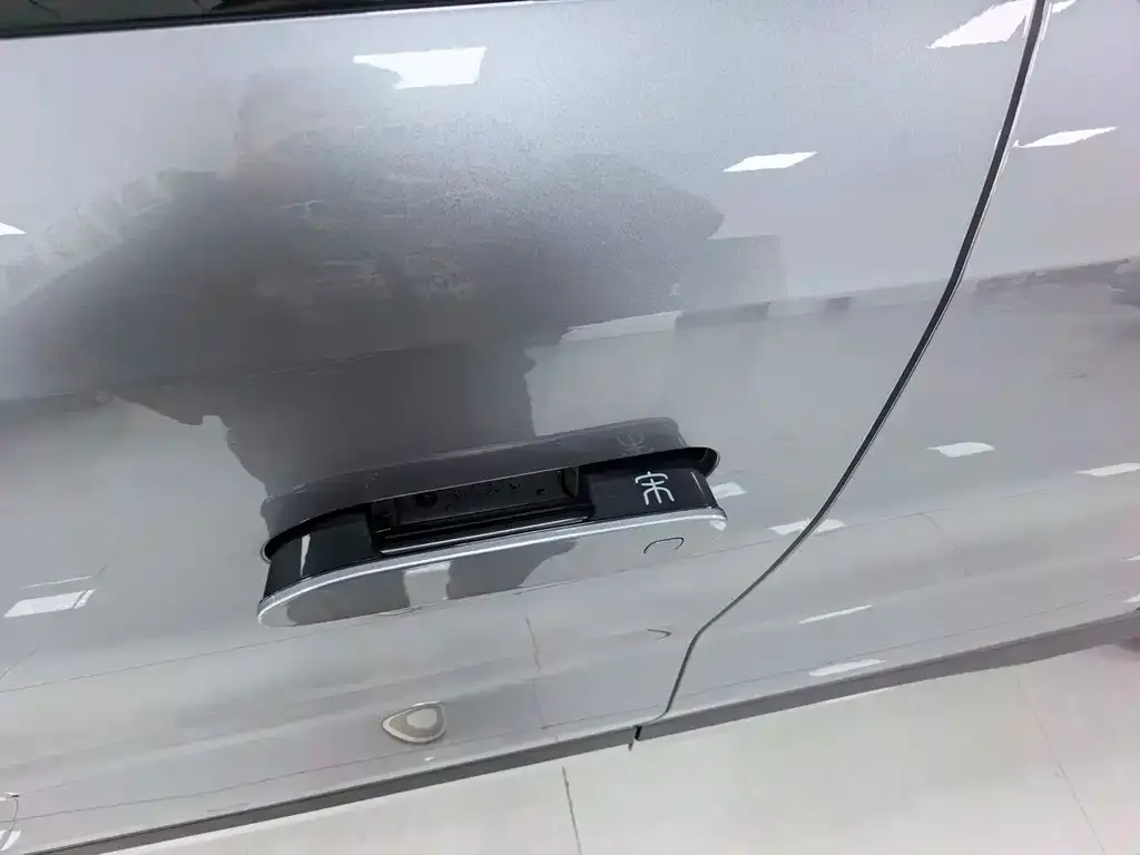BYD L DM-i 2025 из CN, фото 2
