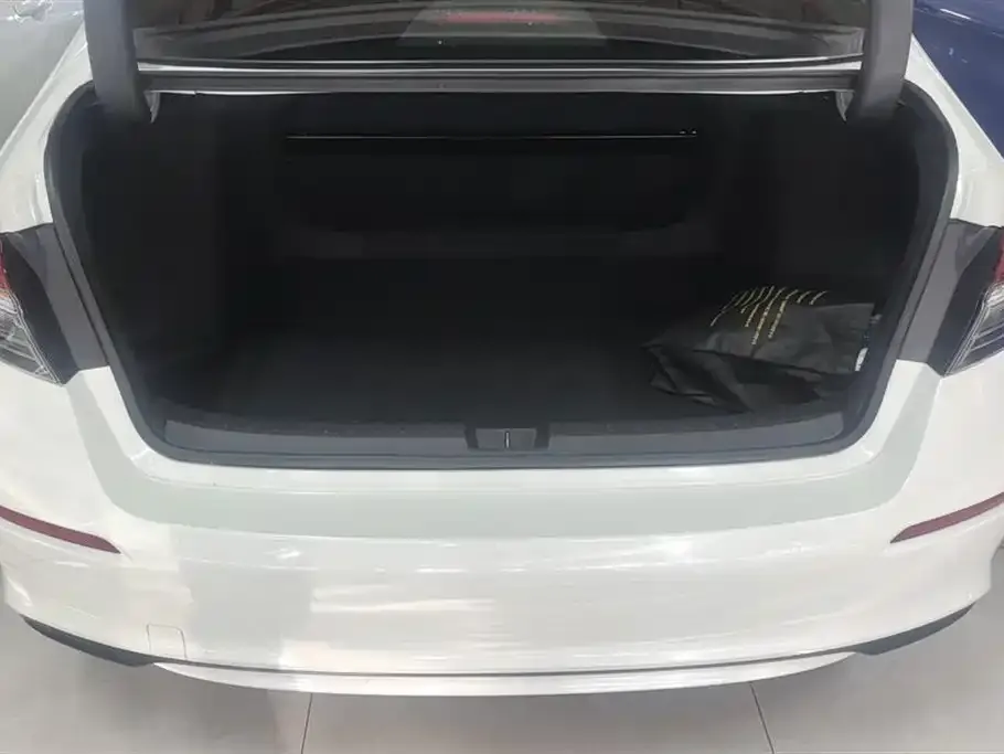 Honda Civic 2023 из CN, фото 3