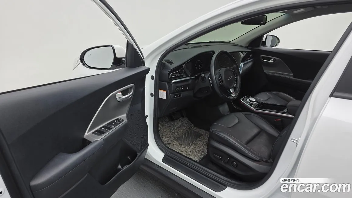 Kia Niro 2023 из KR, фото 5