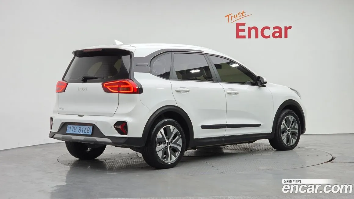 Kia Niro 2023 из KR, фото 3