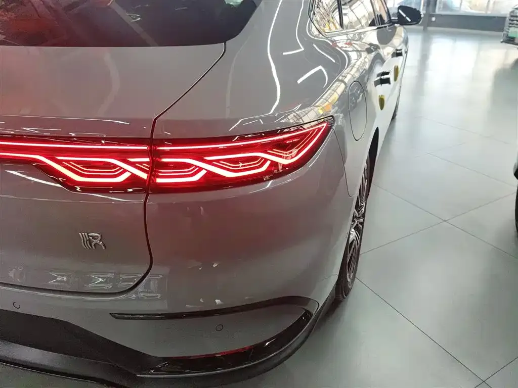 BYD Han 2025 из CN, фото 8