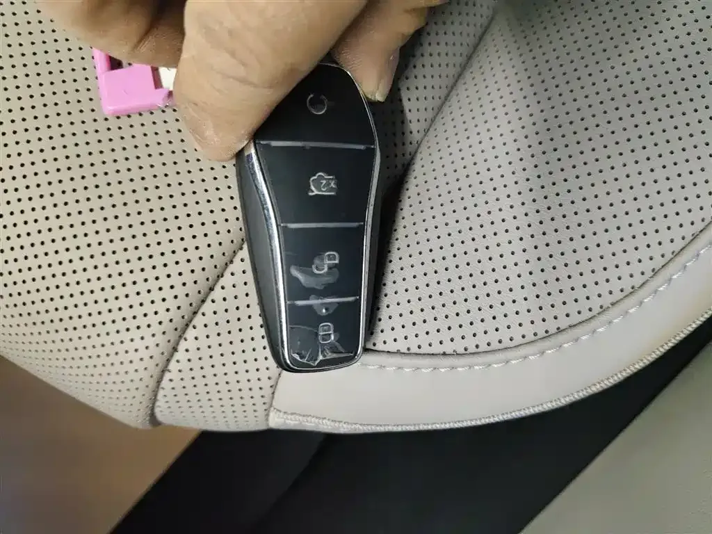 BYD Han 2025 из CN, фото 9