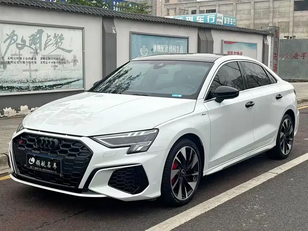 Audi A3 2023 из CN, фото 9