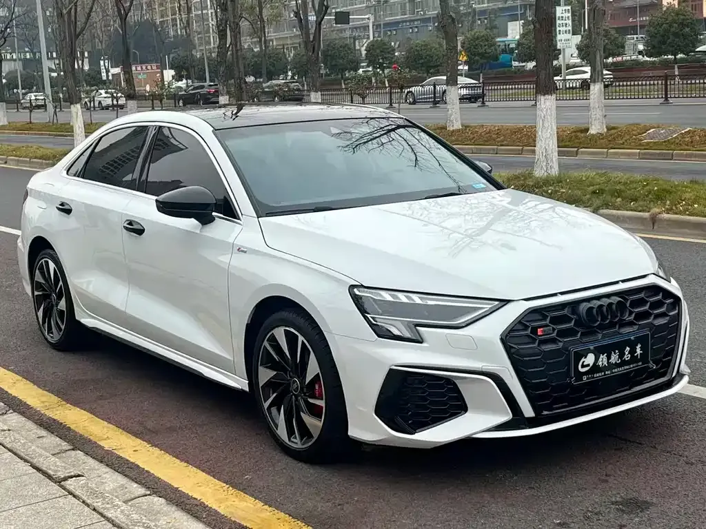 Audi A3 2023 из CN, фото 10
