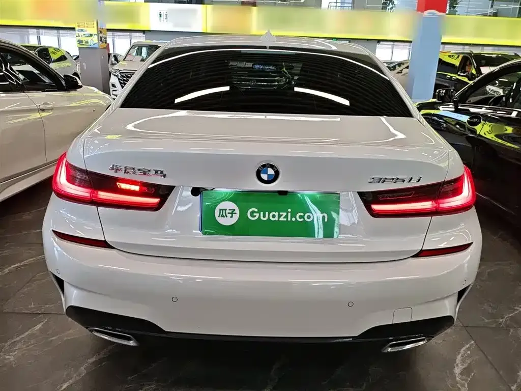 BMW 3 Series 2021 из CN, фото 2