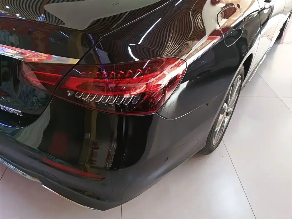 Mercedes-Benz E-Class 2023 из CN, фото 7