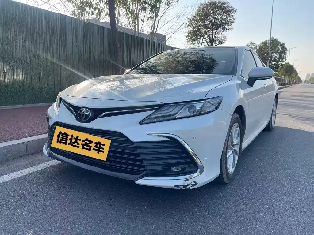 Toyota Camry 2022 из CN, фото 1