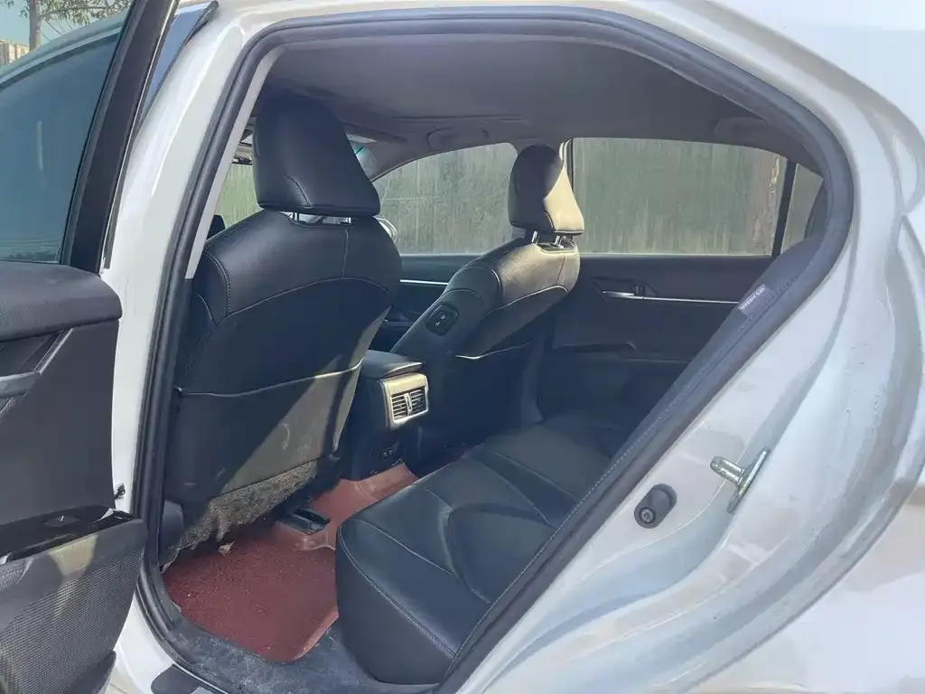 Toyota Camry 2022 из CN, фото 5
