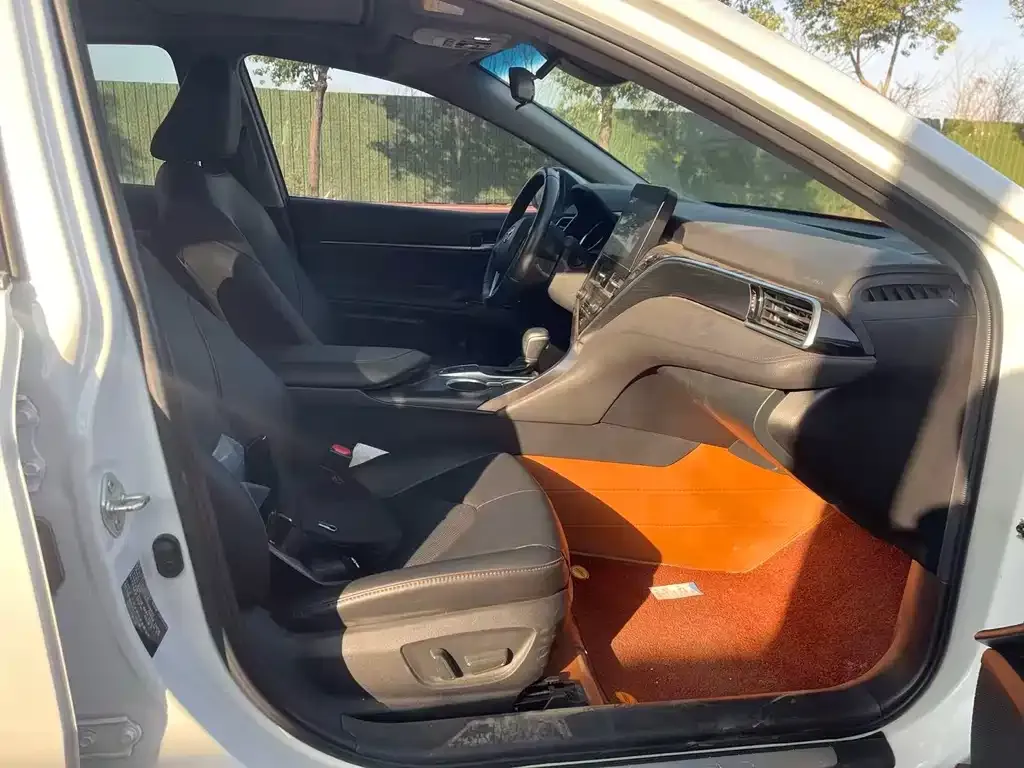 Toyota Camry 2022 из CN, фото 4
