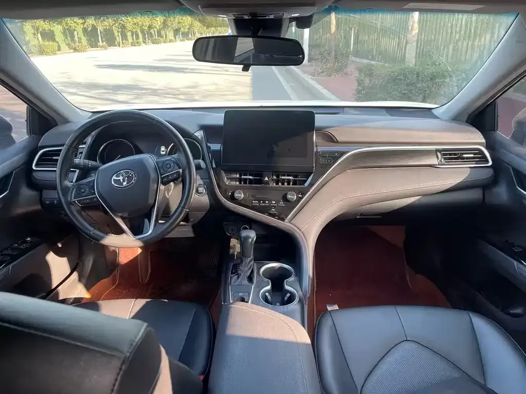 Toyota Camry 2022 из CN, фото 8