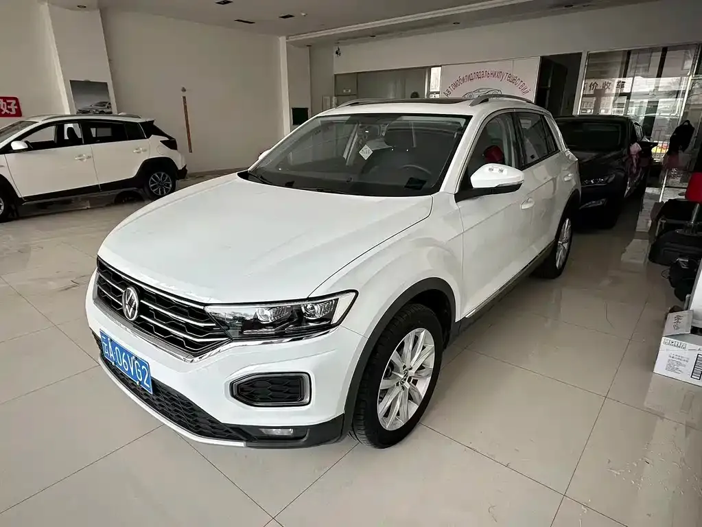 Volkswagen T-Roc 2023 из CN, фото 1