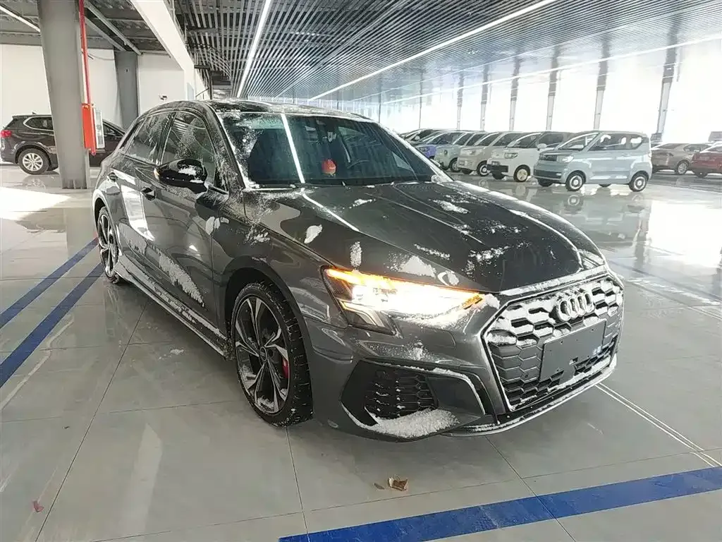 Audi A3 2023 из CN, фото 5