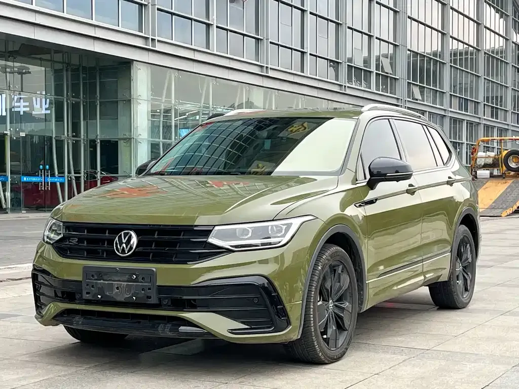 Volkswagen Tiguan L 2024 из CN, фото 1