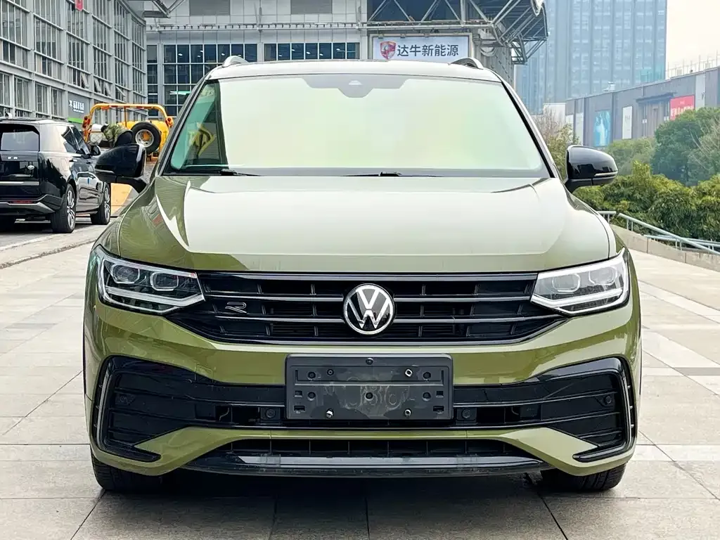 Volkswagen Tiguan L 2024 из CN, фото 10