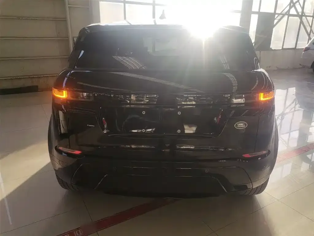 Land Rover Evoque PHEV 2023 из CN, фото 4