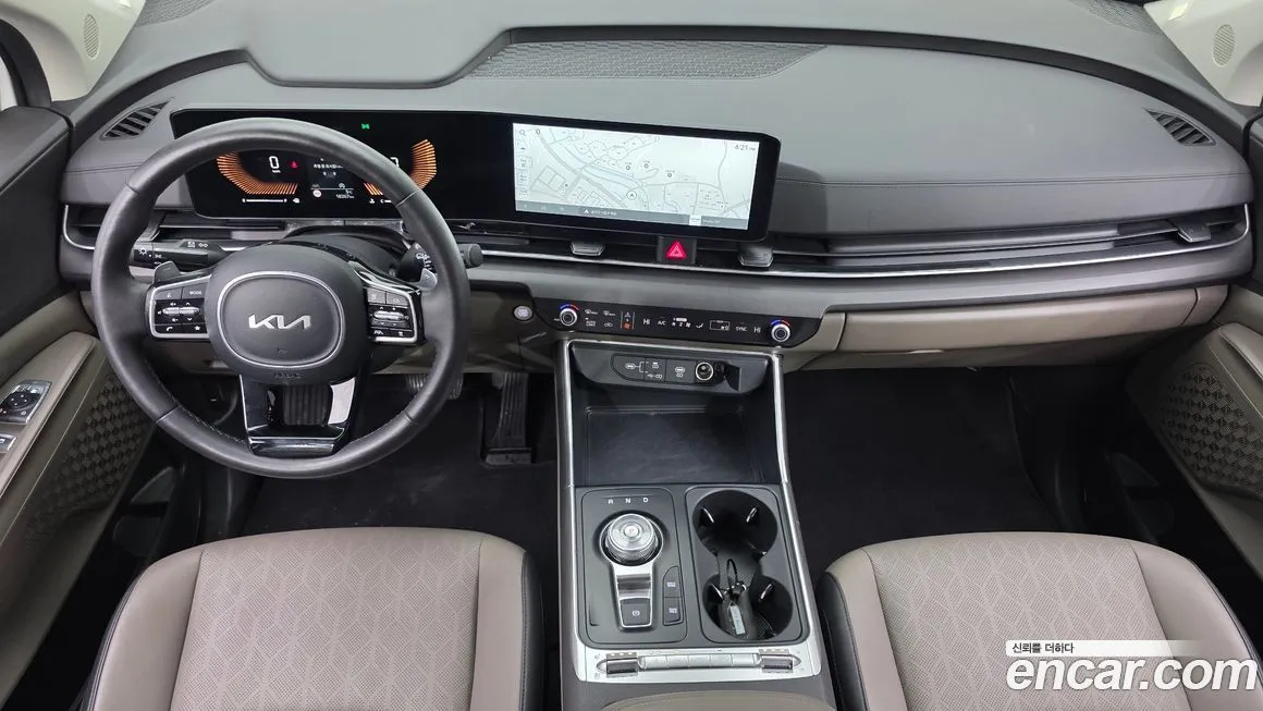 Kia Carnival — фото 10