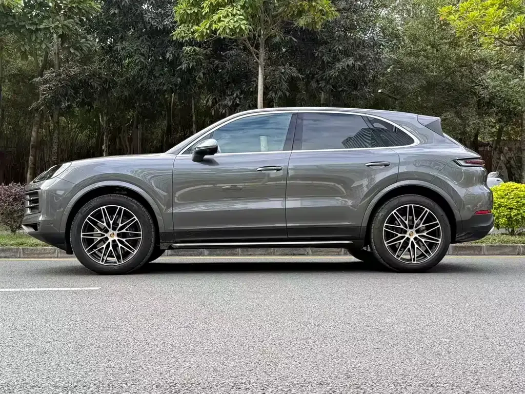 Porsche Cayenne 2023 из CN, фото 8