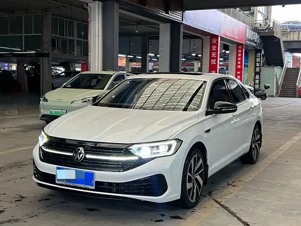 Volkswagen Sagitar 2023 из CN, фото 1
