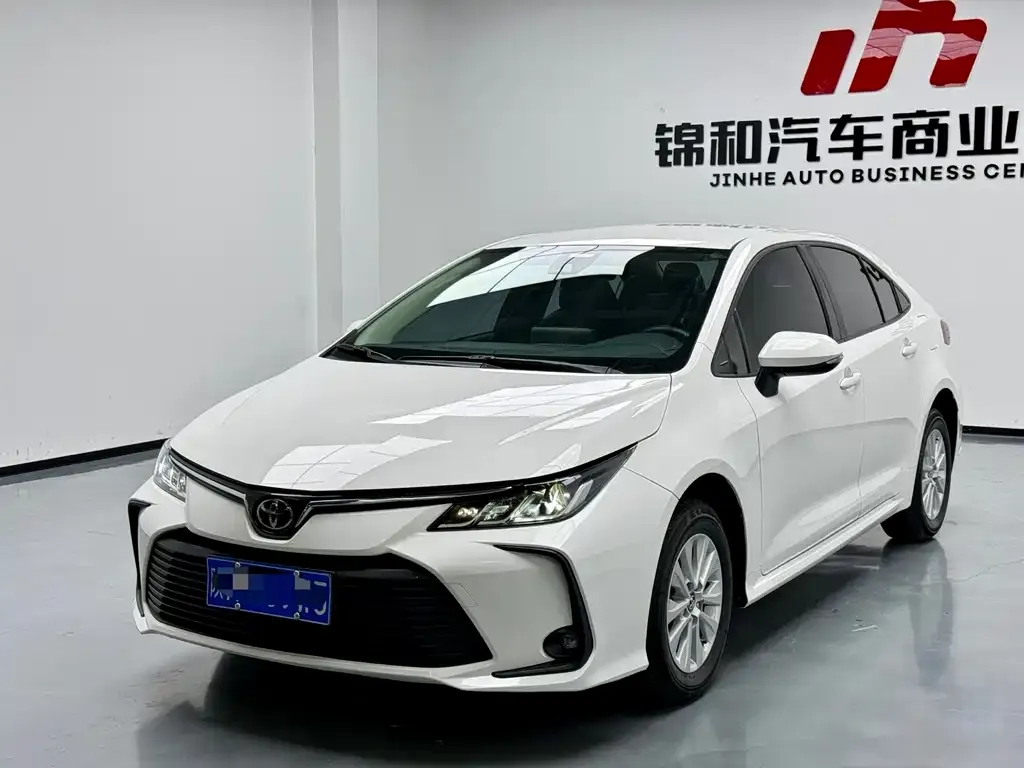 Toyota Corolla 2022 из CN, фото 1