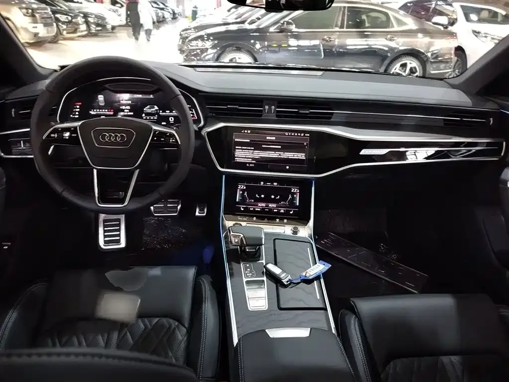 Audi A6L 2025 из CN, фото 2
